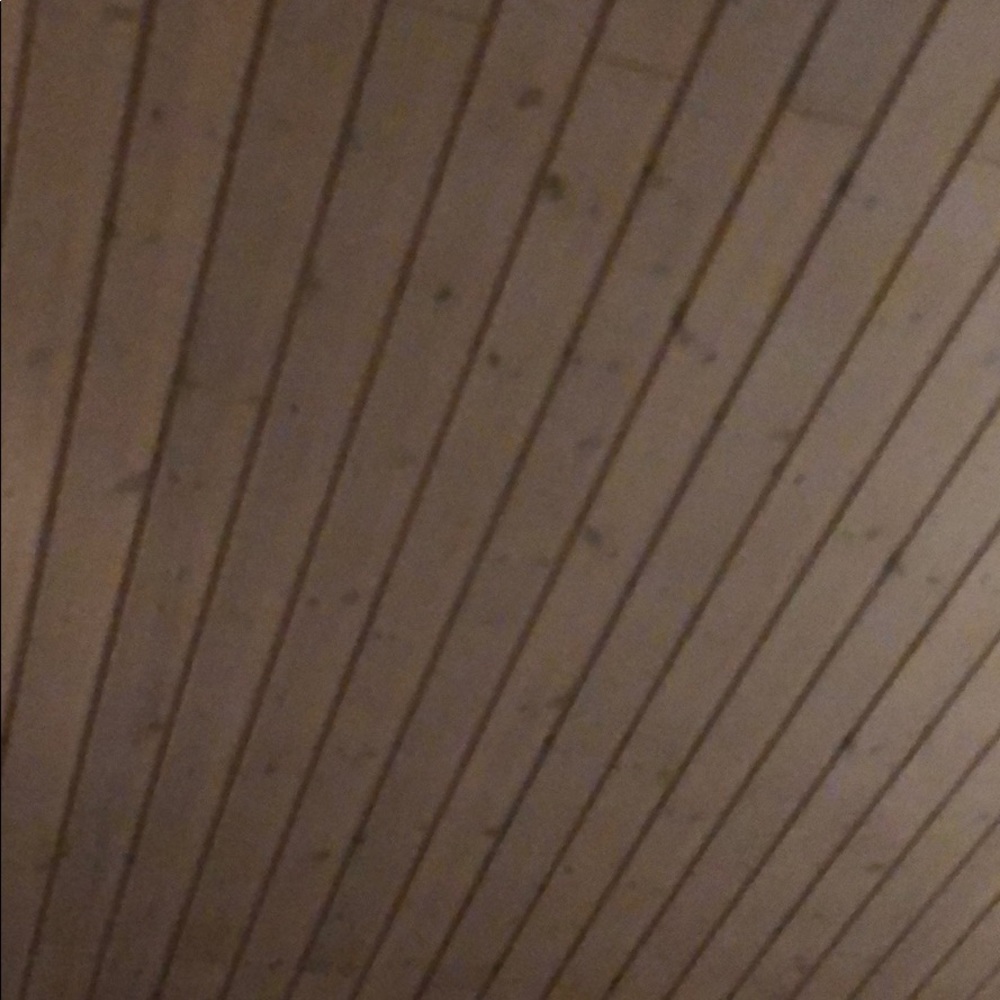 Meet your Posher, Leslie